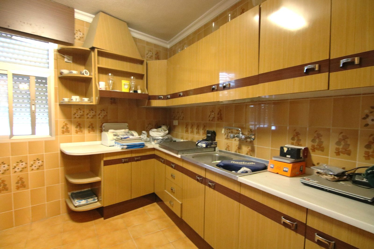 Se vende Apartamento Planta Media de 5 dormitorios en Costa Del Sol, Málaga, España