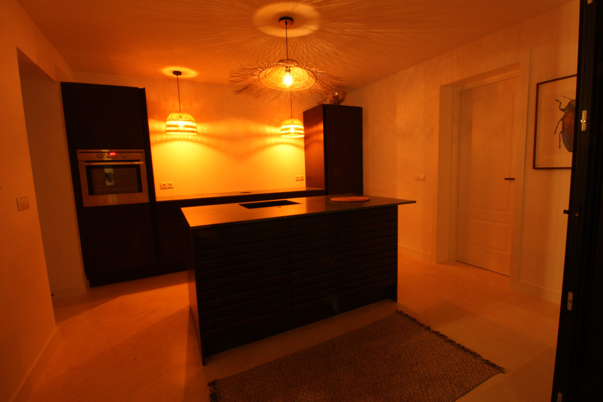 Se vende Villa - Chalet de 4 dormitorios en Costa Del Sol, Málaga, España