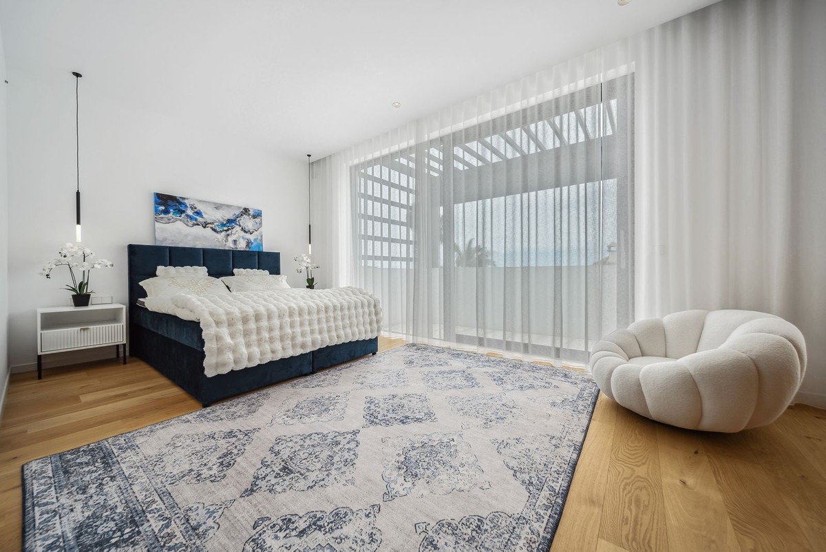 Se vende Villa - Chalet de 6 dormitorios en Costa Del Sol, Málaga, España
