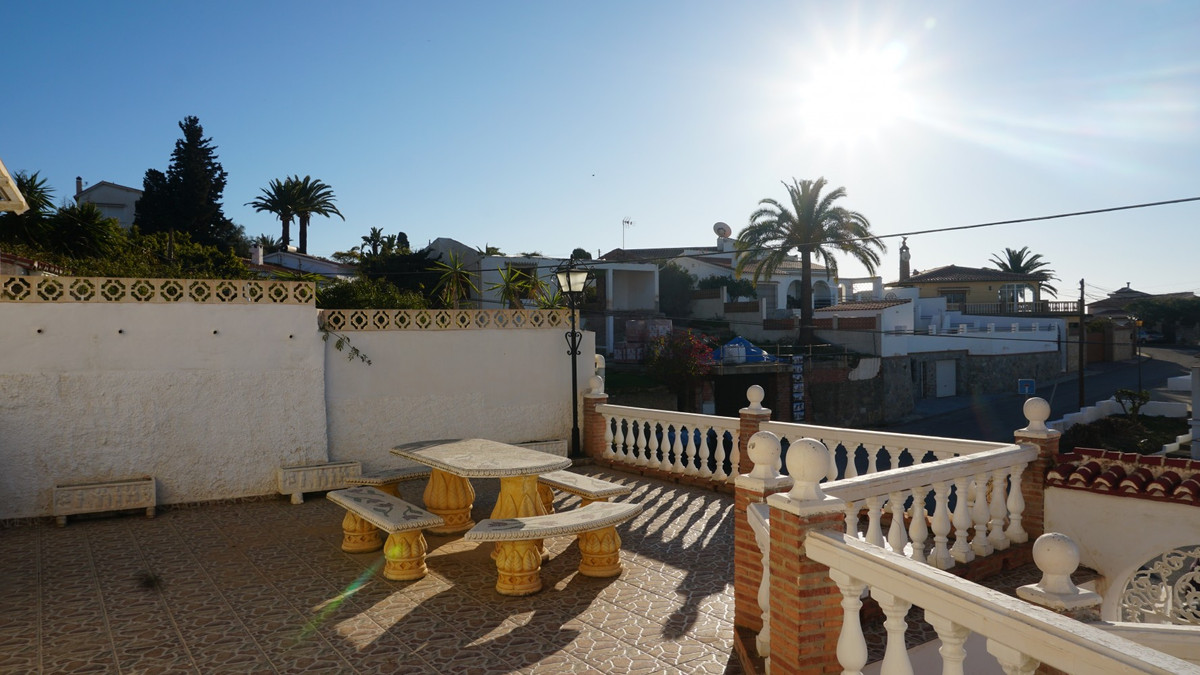 Se vende Villa - Chalet de 10 dormitorios en Costa Del Sol East, Málaga, España