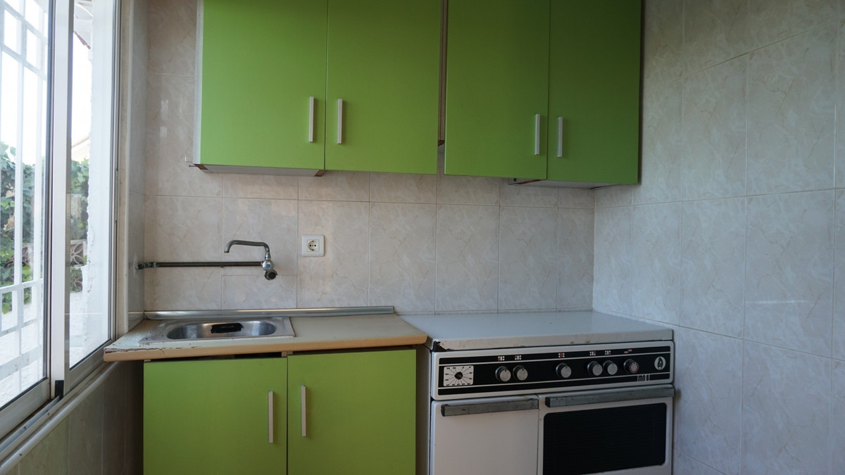 Se vende Villa - Chalet de 10 dormitorios en Costa Del Sol East, Málaga, España