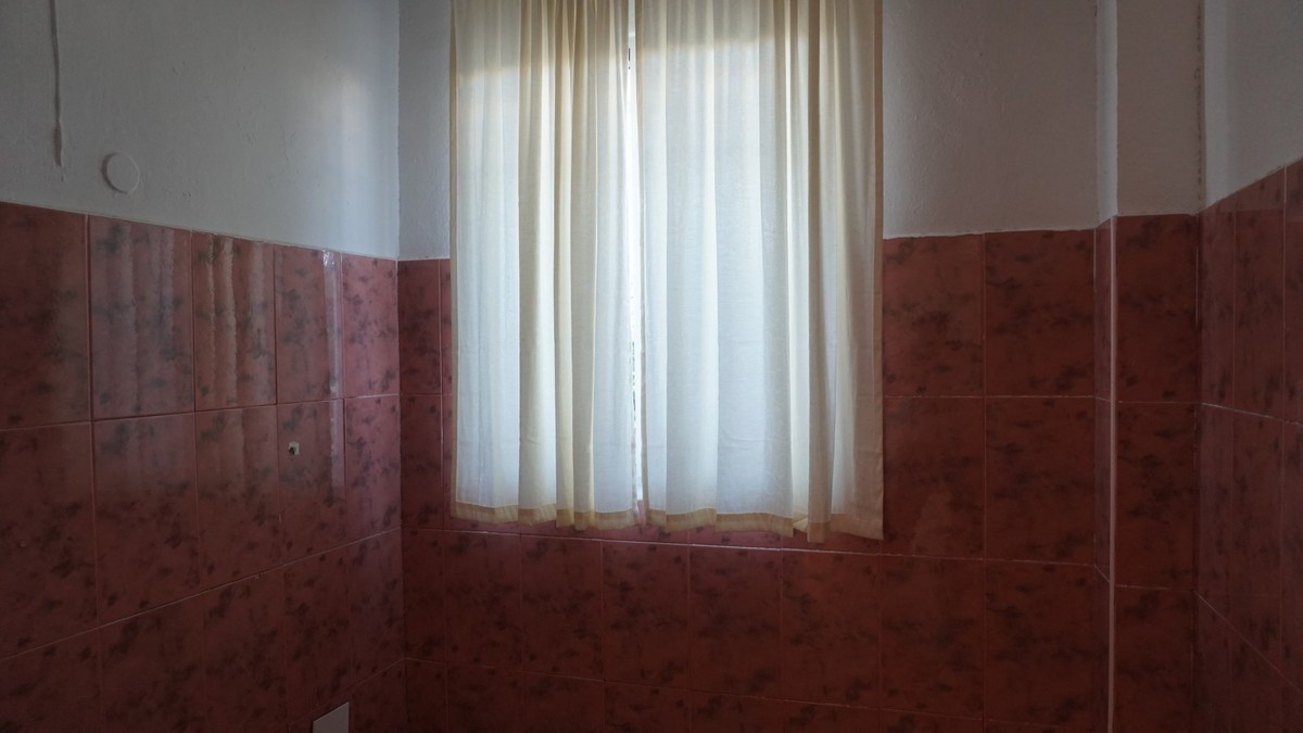 Se vende Villa - Chalet de 10 dormitorios en Costa Del Sol East, Málaga, España