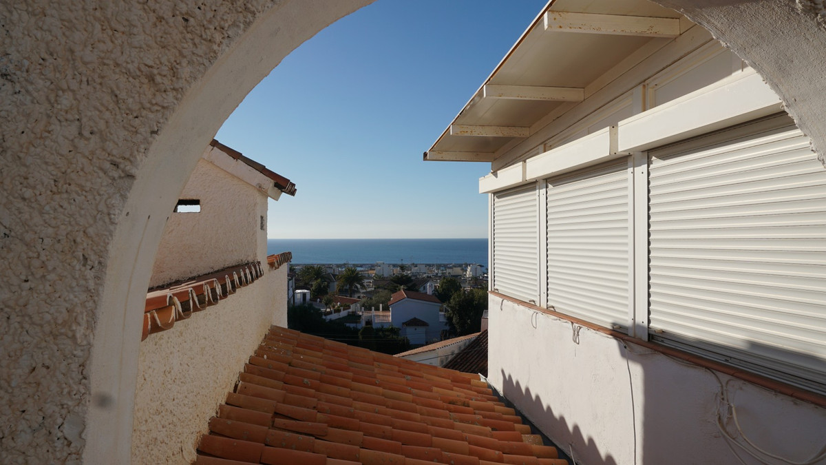 Se vende Villa - Chalet de 10 dormitorios en Costa Del Sol East, Málaga, España