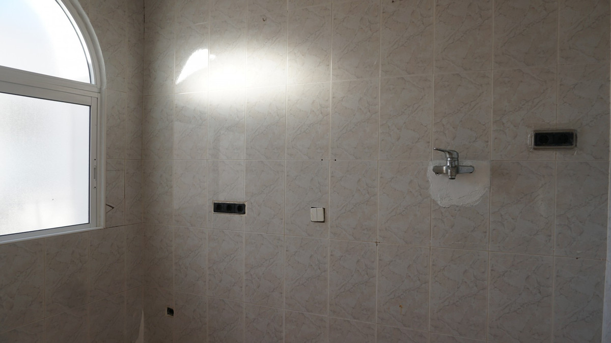 Se vende Villa - Chalet de 10 dormitorios en Costa Del Sol East, Málaga, España