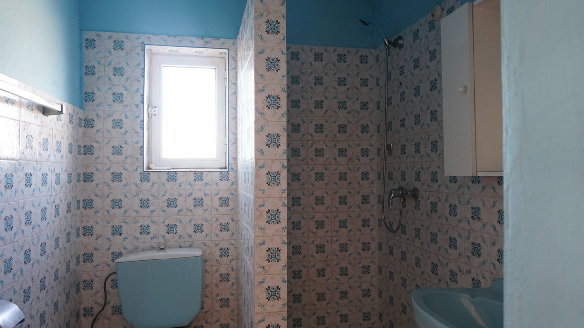 Se vende Villa - Chalet de 10 dormitorios en Costa Del Sol East, Málaga, España