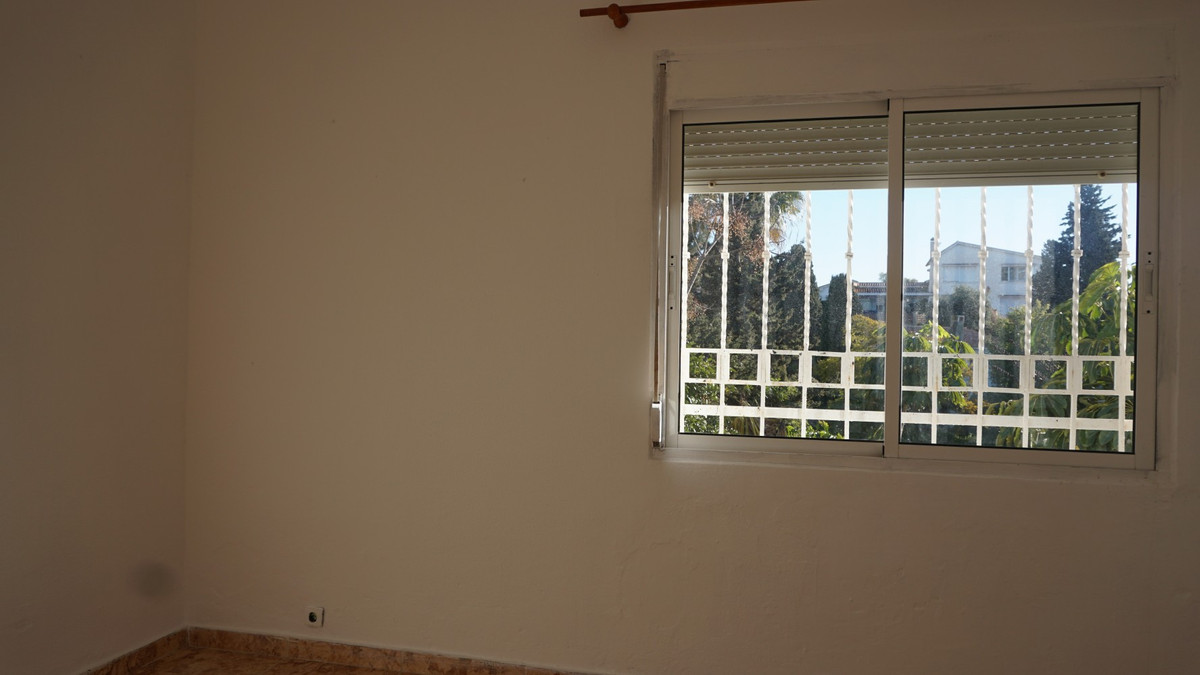 Se vende Villa - Chalet de 10 dormitorios en Costa Del Sol East, Málaga, España