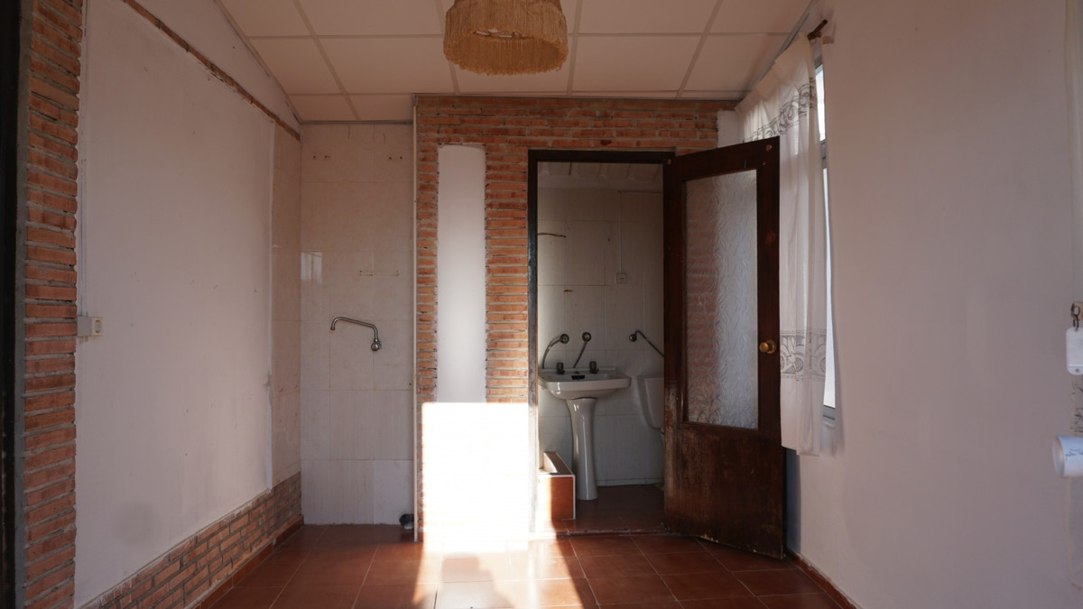 Se vende Villa - Chalet de 10 dormitorios en Costa Del Sol East, Málaga, España