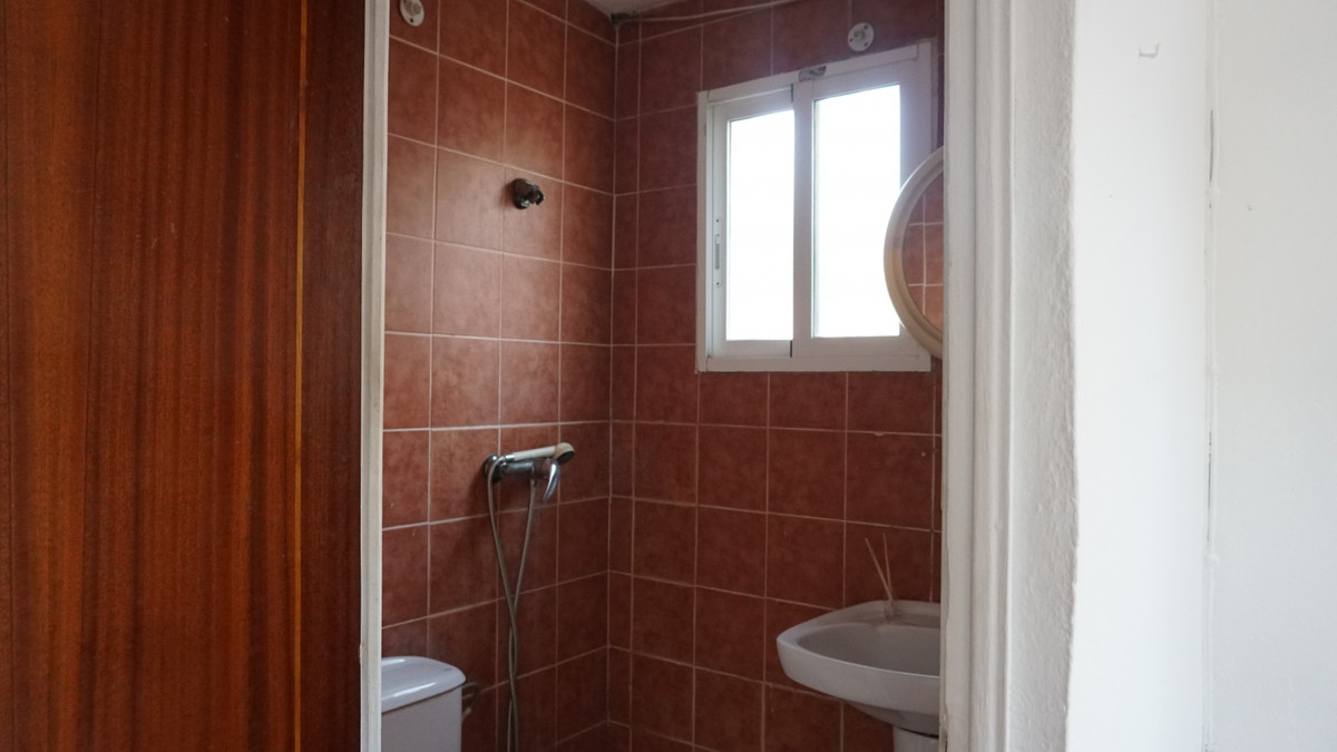 Se vende Villa - Chalet de 10 dormitorios en Costa Del Sol East, Málaga, España