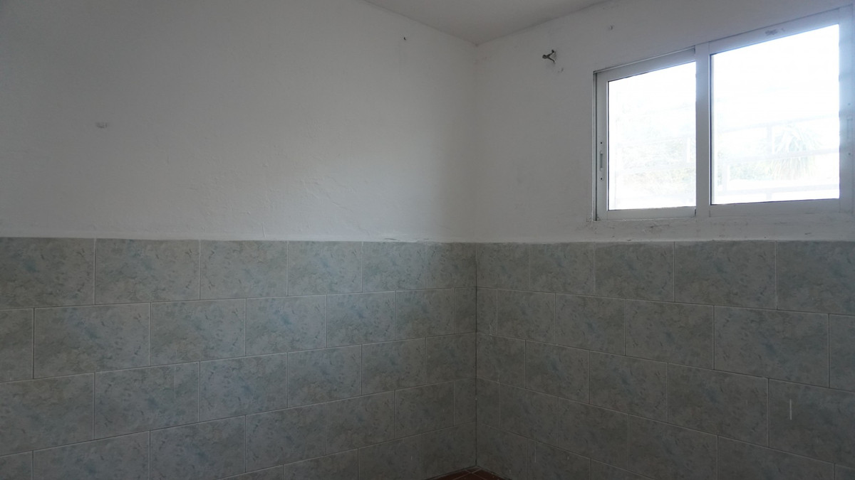 Se vende Villa - Chalet de 10 dormitorios en Costa Del Sol East, Málaga, España