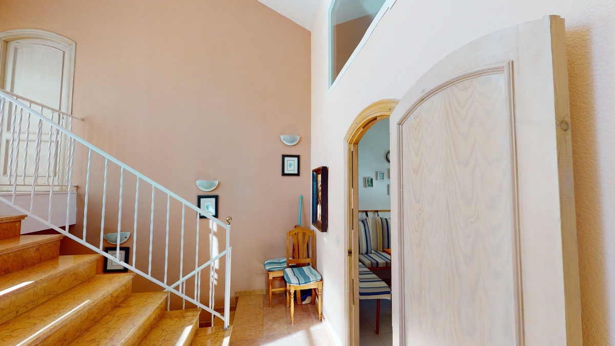 Se vende Villa - Chalet de 8 dormitorios en Costa Del Sol East, Málaga, España