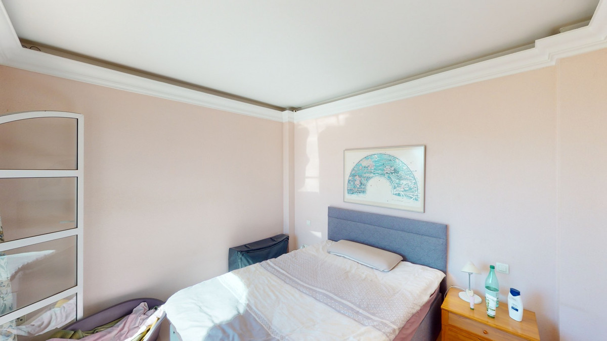 Se vende Villa - Chalet de 8 dormitorios en Costa Del Sol East, Málaga, España