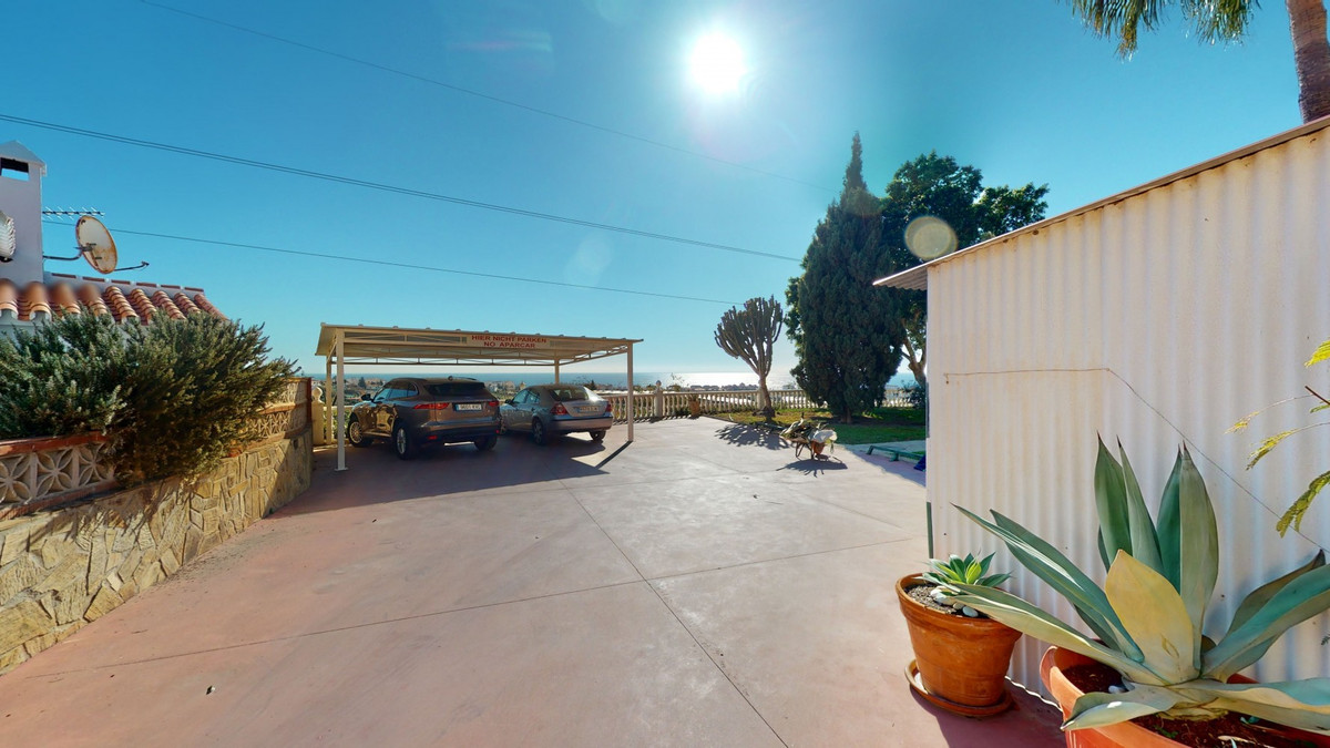 Se vende Villa - Chalet de 8 dormitorios en Costa Del Sol East, Málaga, España