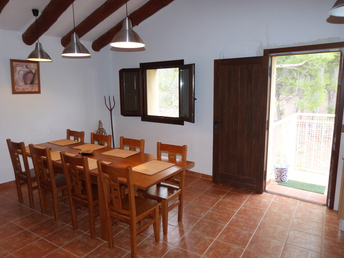 15 Bed Townhouse for sale in Ibi Costa Blanca, Alicante, Spain