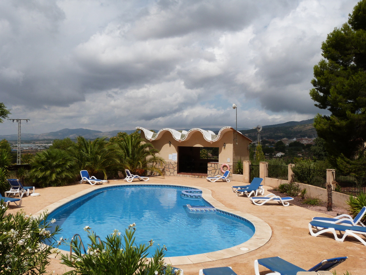 15 Bed Townhouse for sale in Ibi Costa Blanca, Alicante, Spain