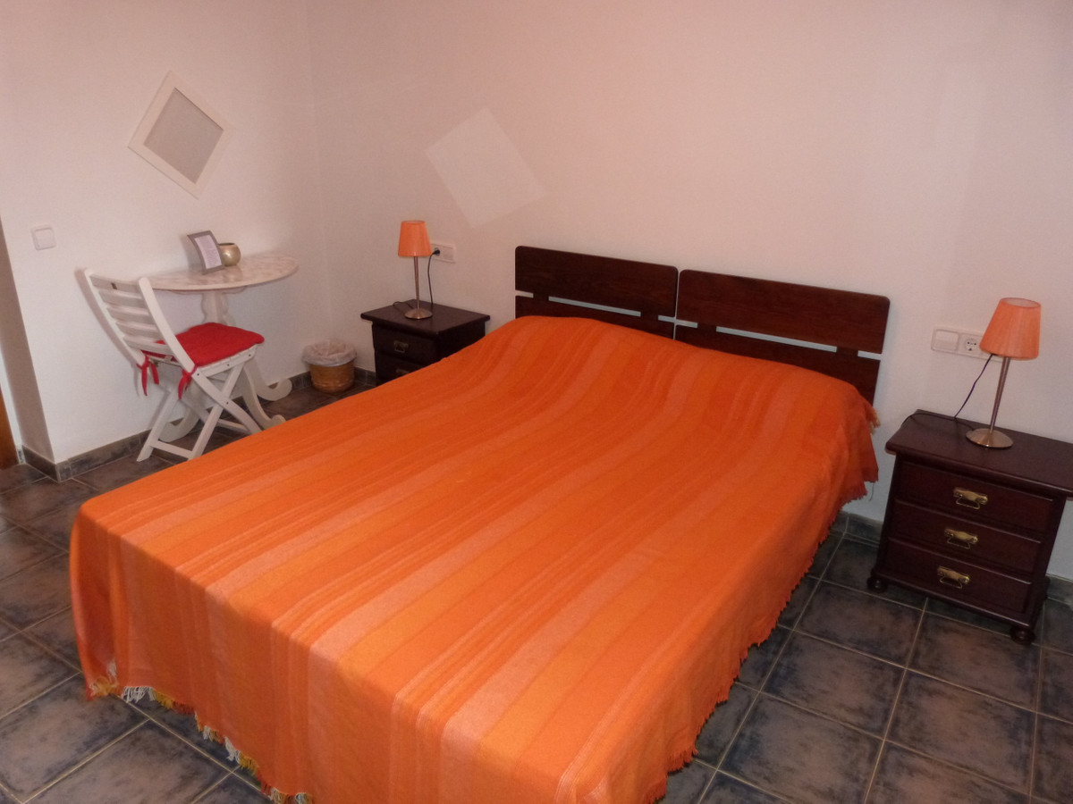 15 Bed Townhouse for sale in Ibi Costa Blanca, Alicante, Spain