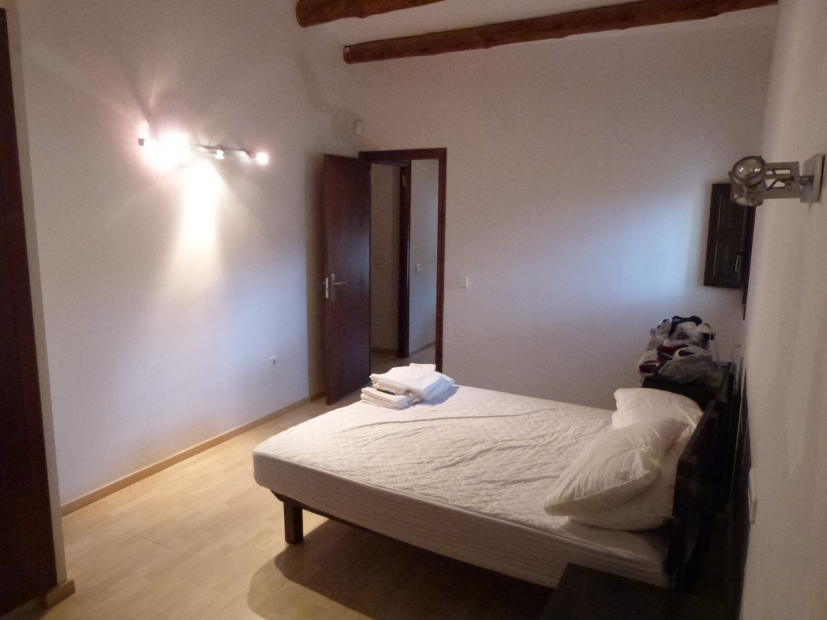 15 Bed Townhouse for sale in Ibi Costa Blanca, Alicante, Spain