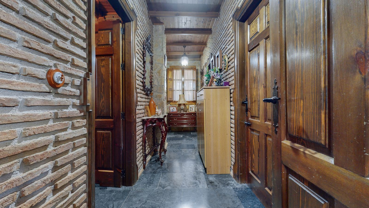 4 Bed Townhouse for sale in Bobadilla Málaga, Málaga, Spain