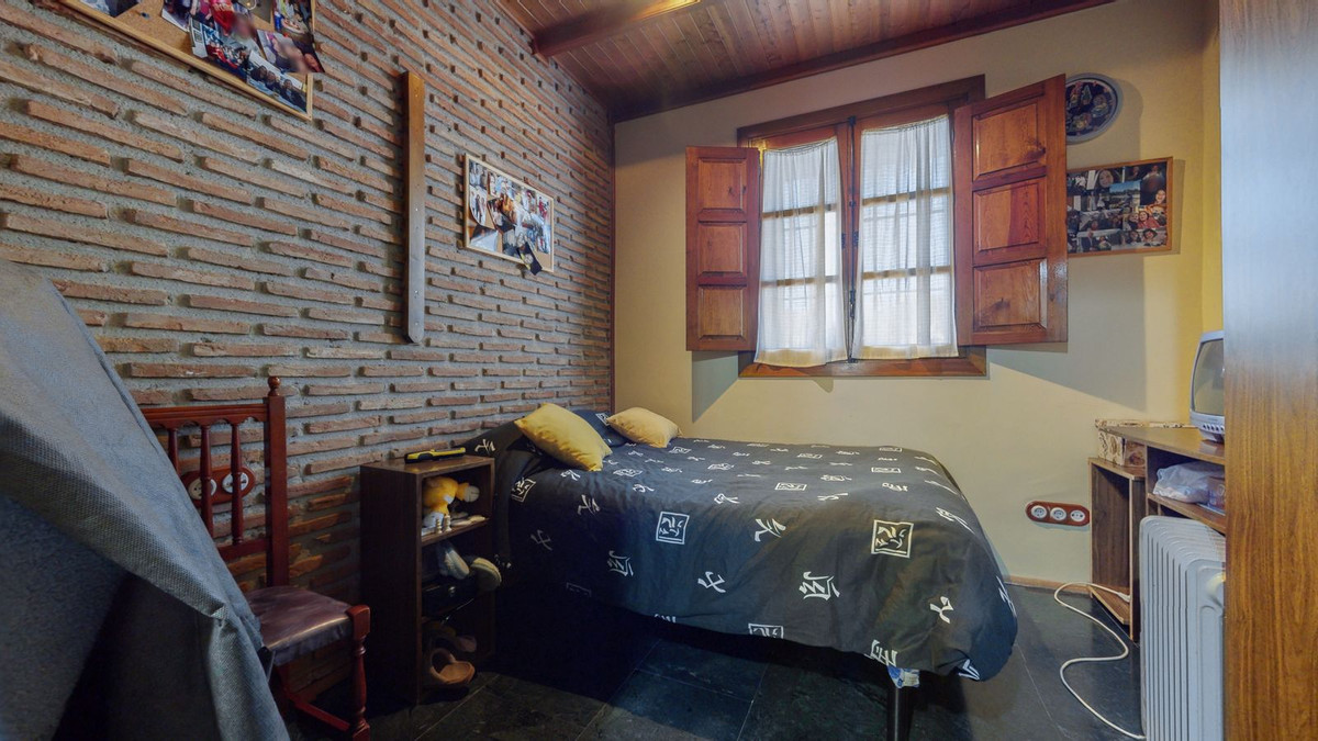 4 Bed Townhouse for sale in Bobadilla Málaga, Málaga, Spain