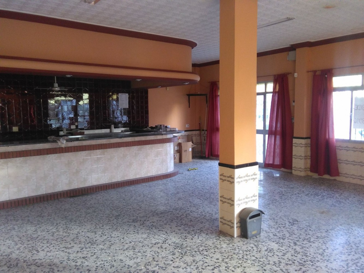 1 Bed Commercial unit for sale in Algarrobo Costa Del Sol East, Málaga, Spain