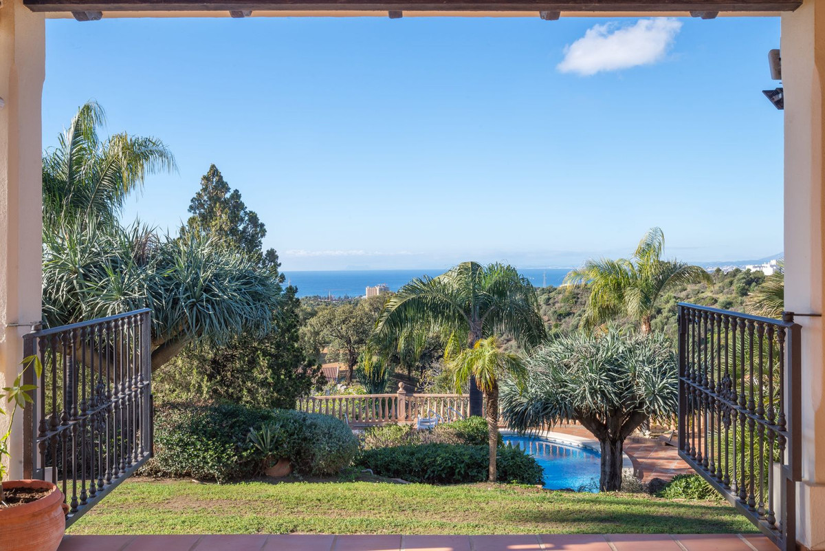 Se vende Villa - Chalet de 8 dormitorios en Costa Del Sol, Málaga, España