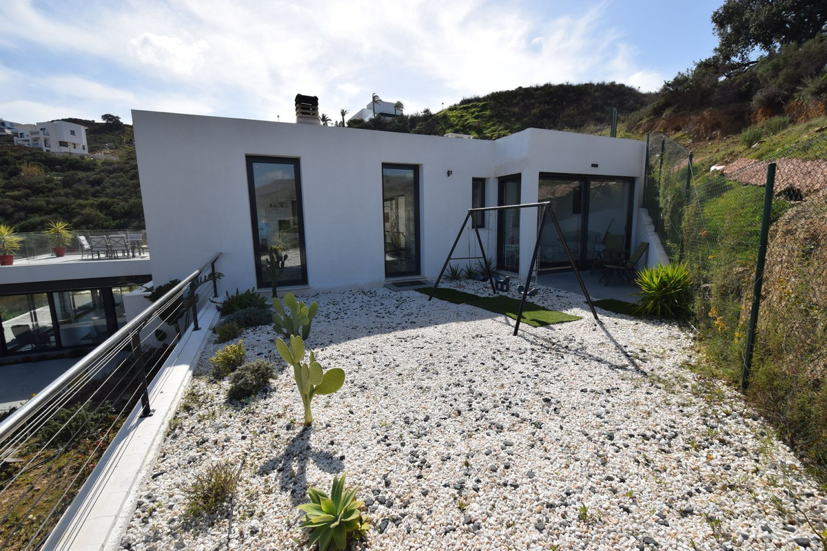 4 Bed Townhouse for sale in La Cala Golf Costa Del Sol, Málaga, Spain