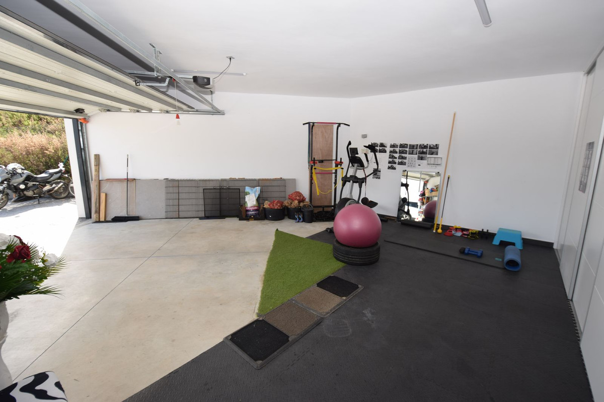 4 Bed Townhouse for sale in La Cala Golf Costa Del Sol, Málaga, Spain
