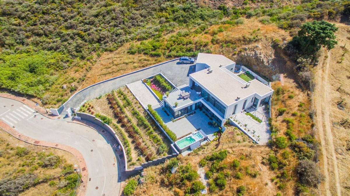 4 Bed Townhouse for sale in La Cala Golf Costa Del Sol, Málaga, Spain
