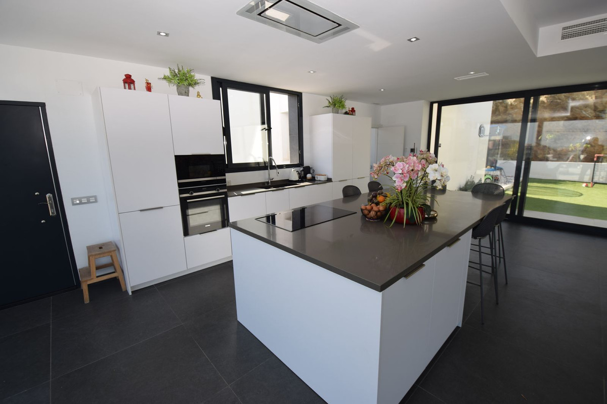 4 Bed Townhouse for sale in La Cala Golf Costa Del Sol, Málaga, Spain