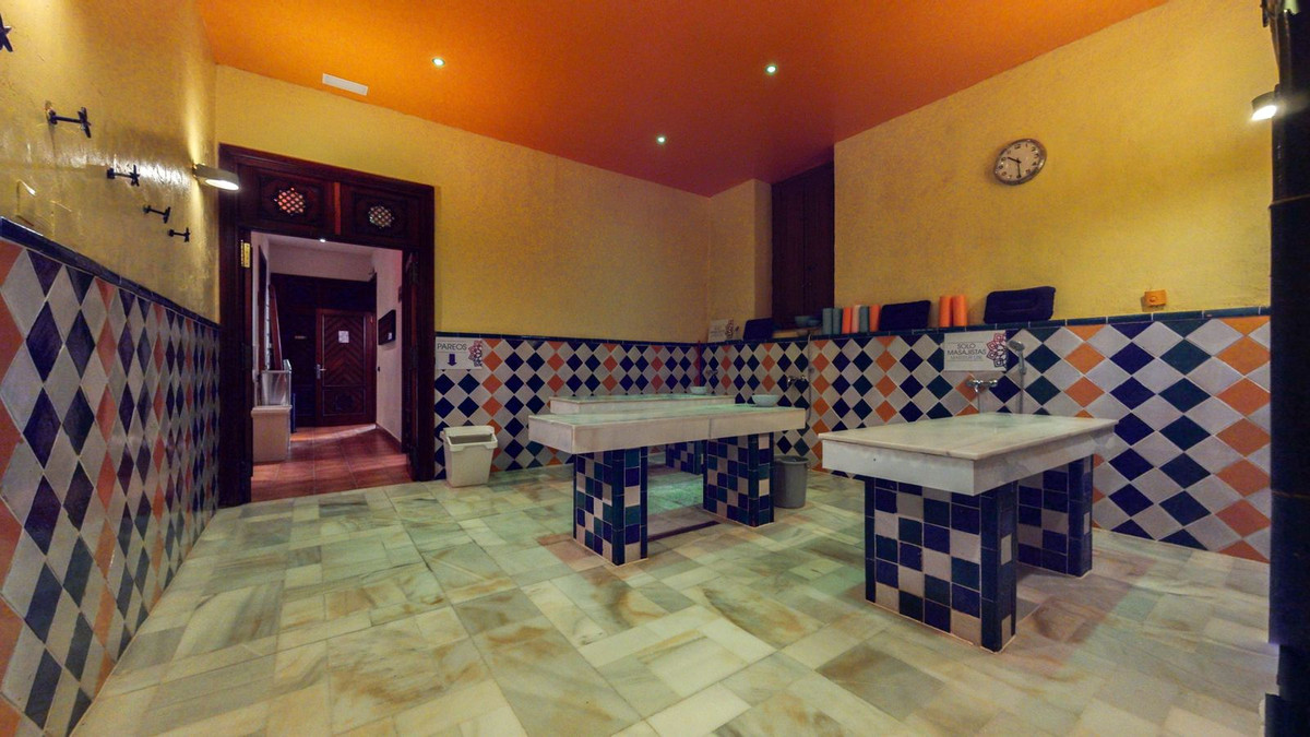 Commercial unit for sale in Málaga Costa Del Sol, Málaga, Spain