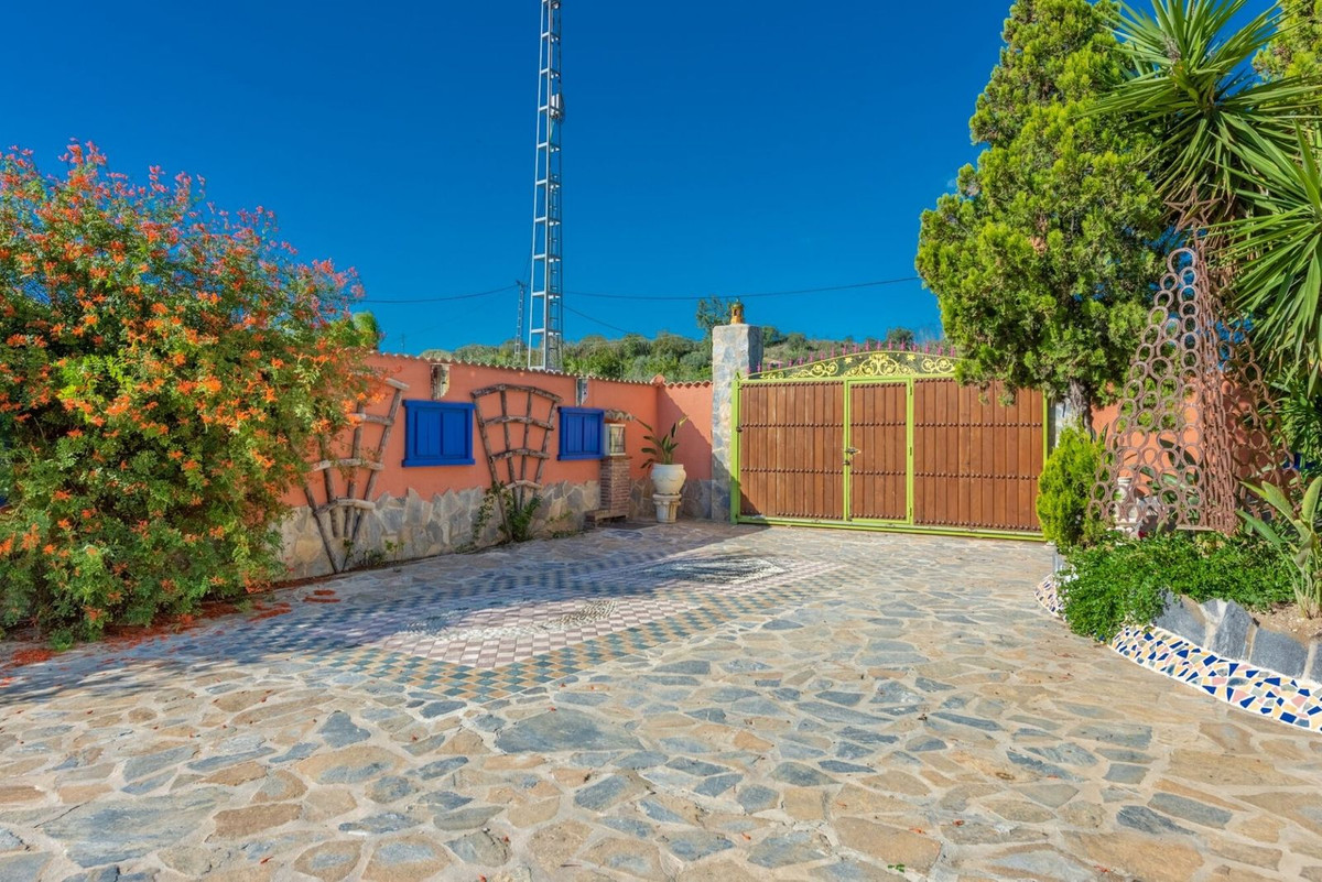 Se vende Finca - Cortijo de 8 dormitorios en Costa Del Sol, Málaga, España