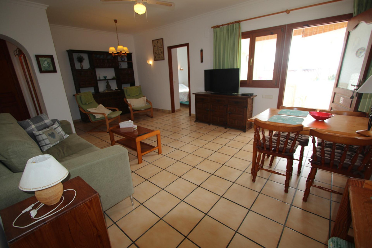 Se vende Villa - Chalet de 6 dormitorios en Costa Blanca, Alicante, España