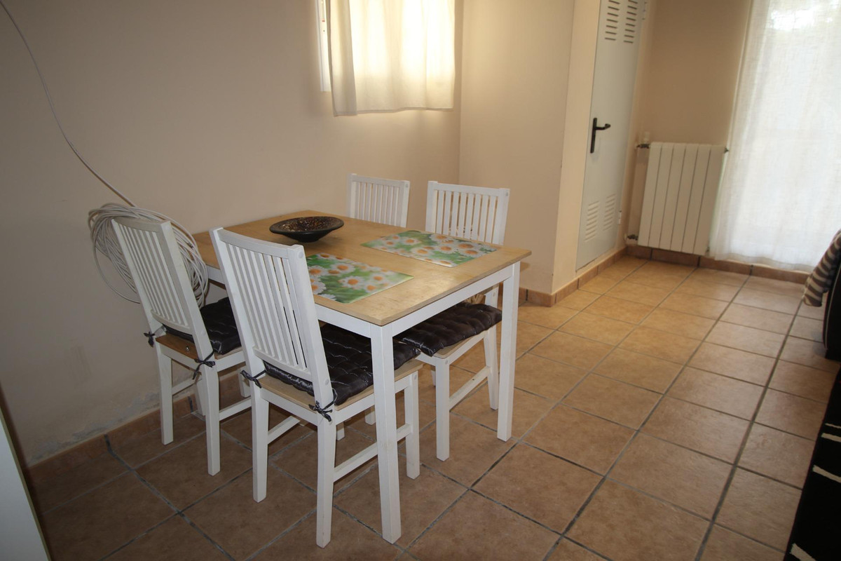Se vende Villa - Chalet de 6 dormitorios en Costa Blanca, Alicante, España