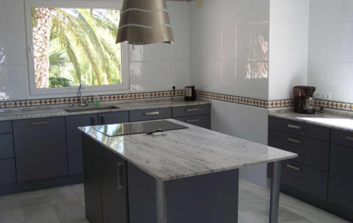 3 Bed Townhouse for sale in Calpe Costa Blanca, Alicante, Spain