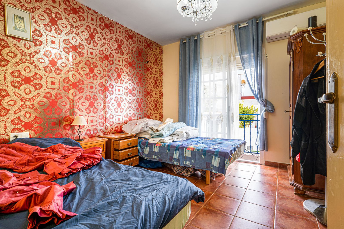 Se vende Adosada de 3 dormitorios en Costa Del Sol, Cadiz, España