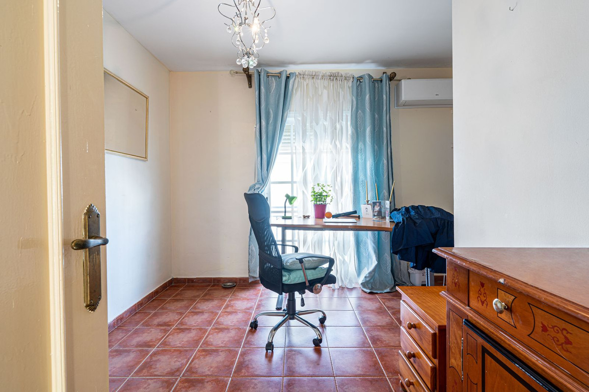 Se vende Adosada de 3 dormitorios en Costa Del Sol, Cadiz, España