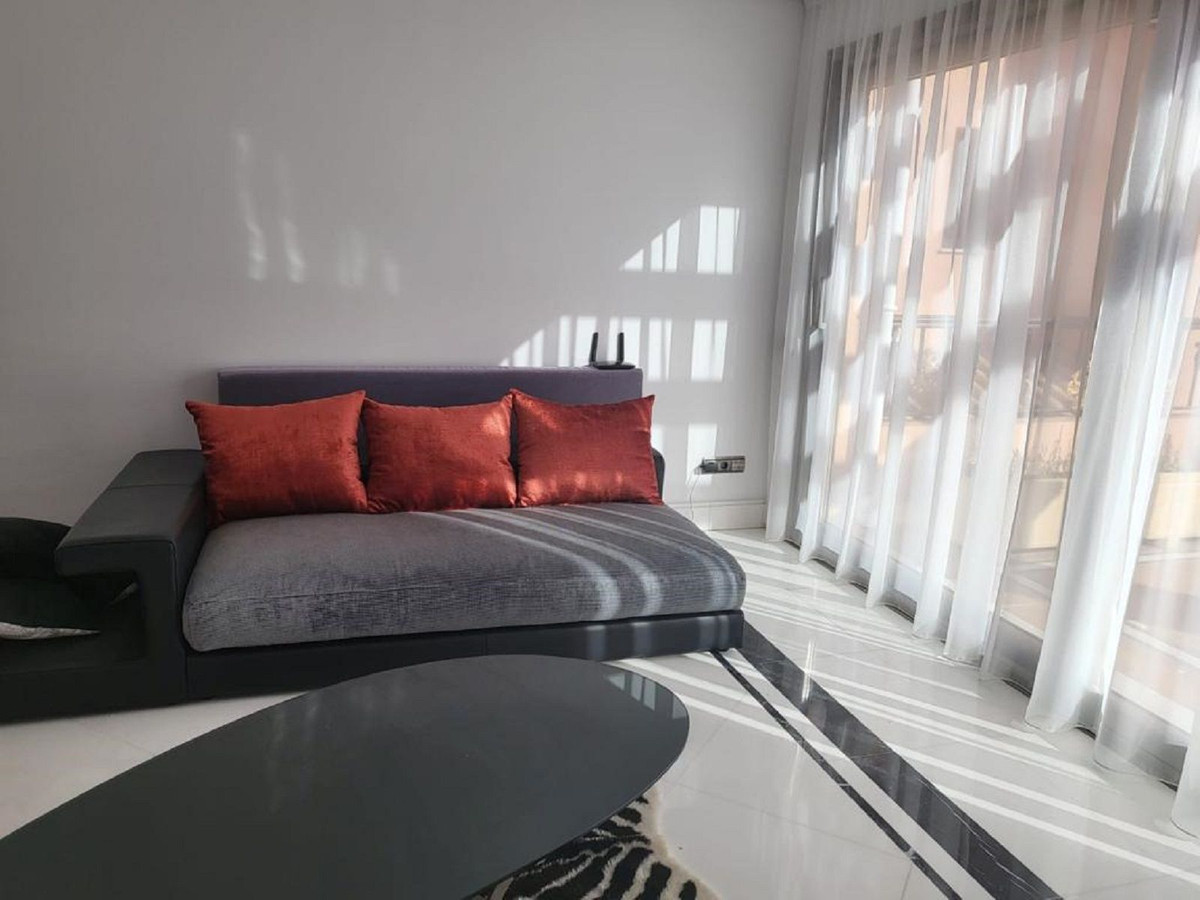 3 Bed Apartment for sale in Puerto Banús Costa Del Sol, Málaga, Spain