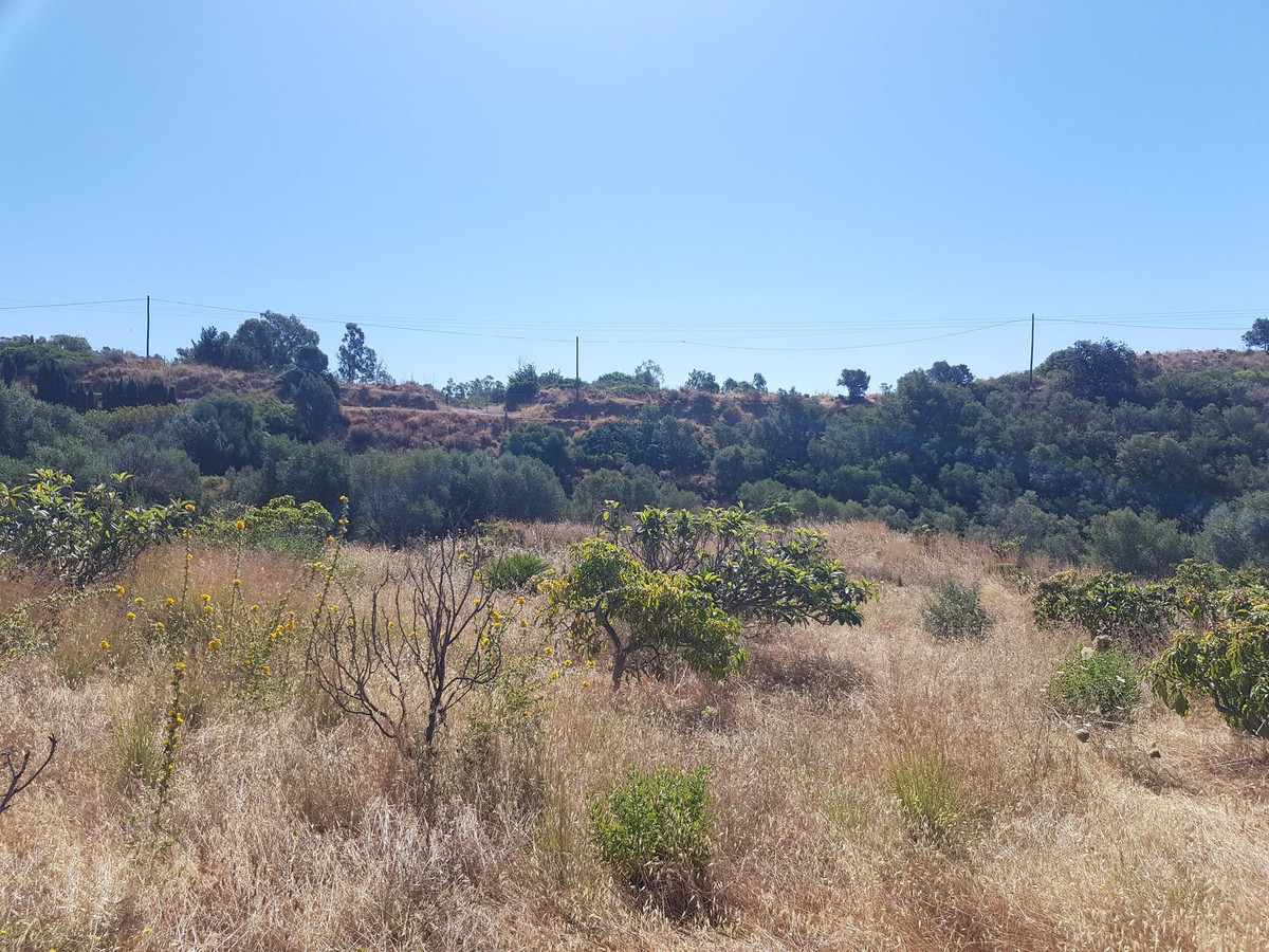 2 Bed Townhouse for sale in Estepona Costa Del Sol, Málaga, Spain