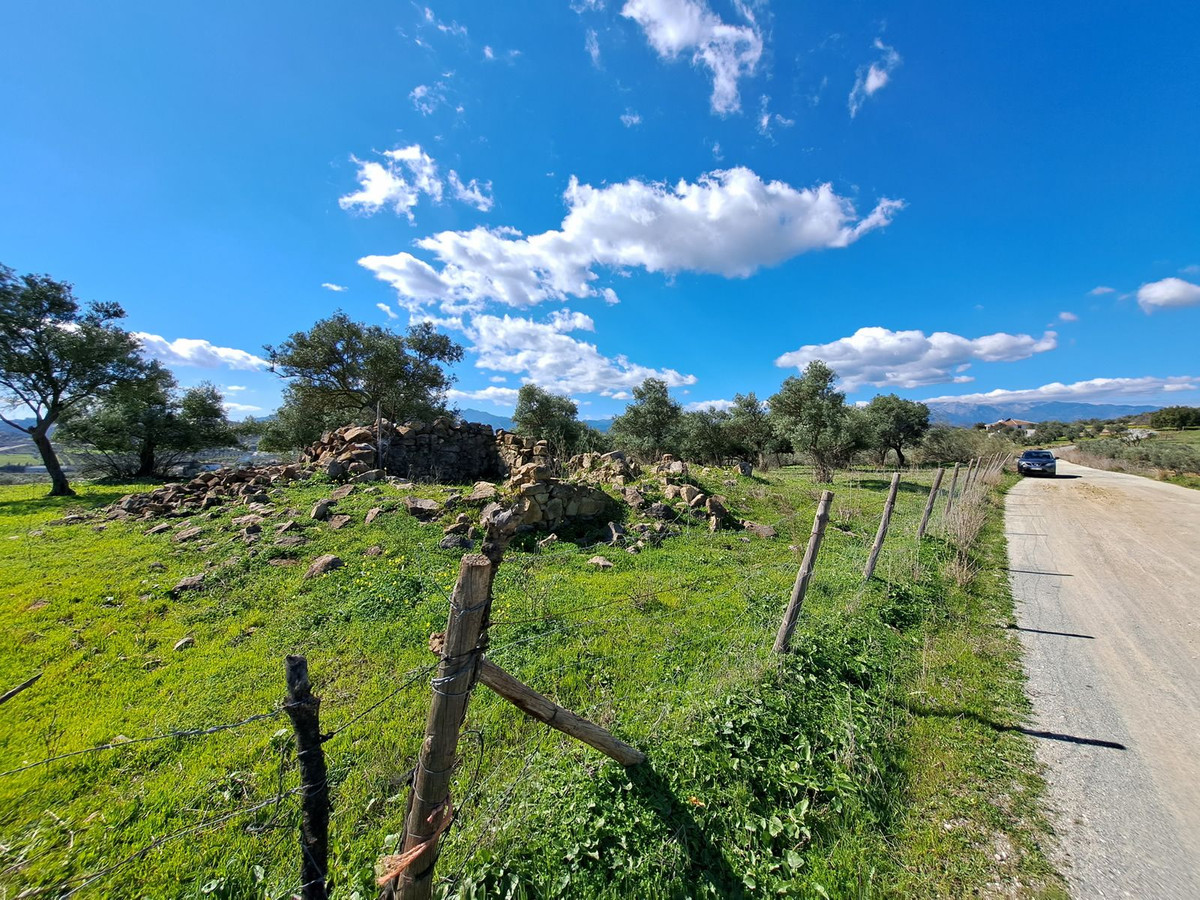 Se vende Terreno Rustico  en Costa Del Sol, Málaga, España