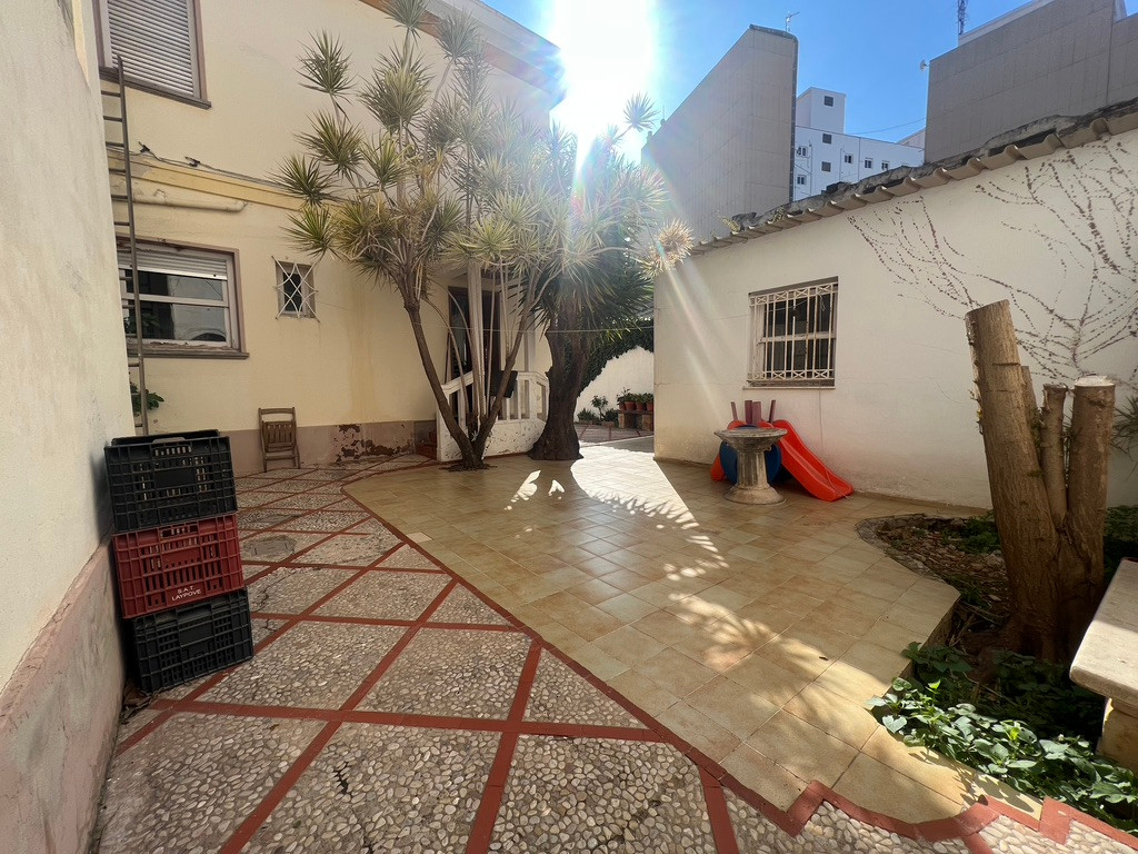 Se vende Villa - Chalet de 7 dormitorios en Costa Blanca, Alicante, España