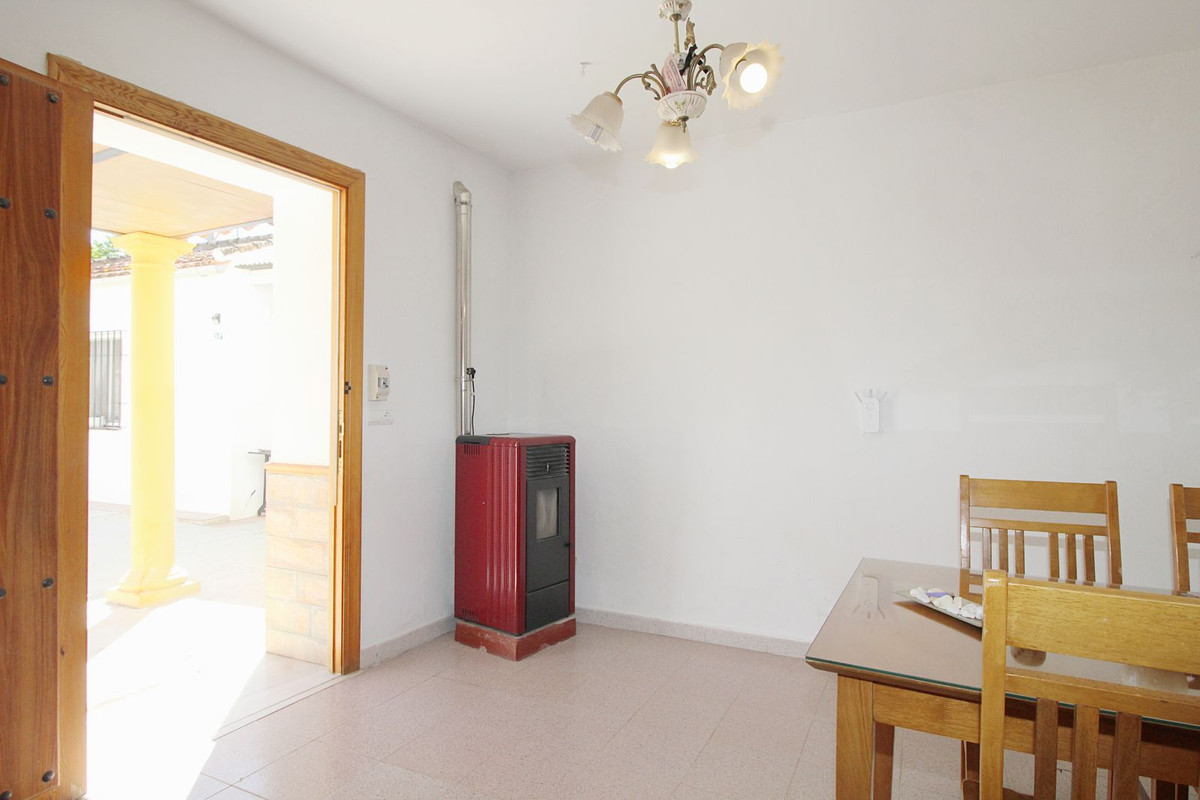 2 Bed Townhouse for sale in Coín Costa Del Sol, Málaga, Spain
