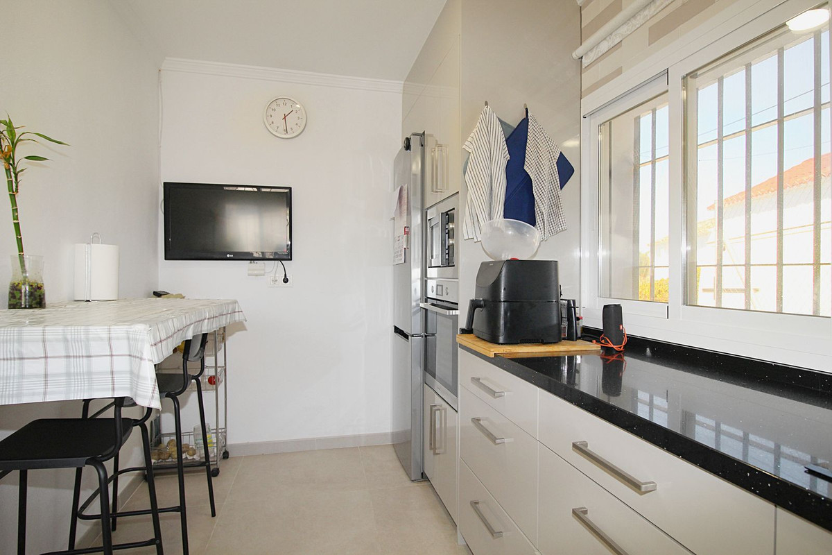 2 Bed Townhouse for sale in Coín Costa Del Sol, Málaga, Spain