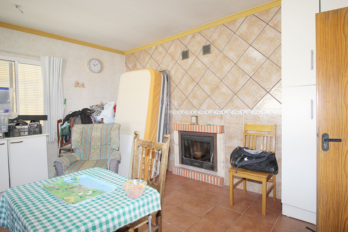 2 Bed Townhouse for sale in Coín Costa Del Sol, Málaga, Spain