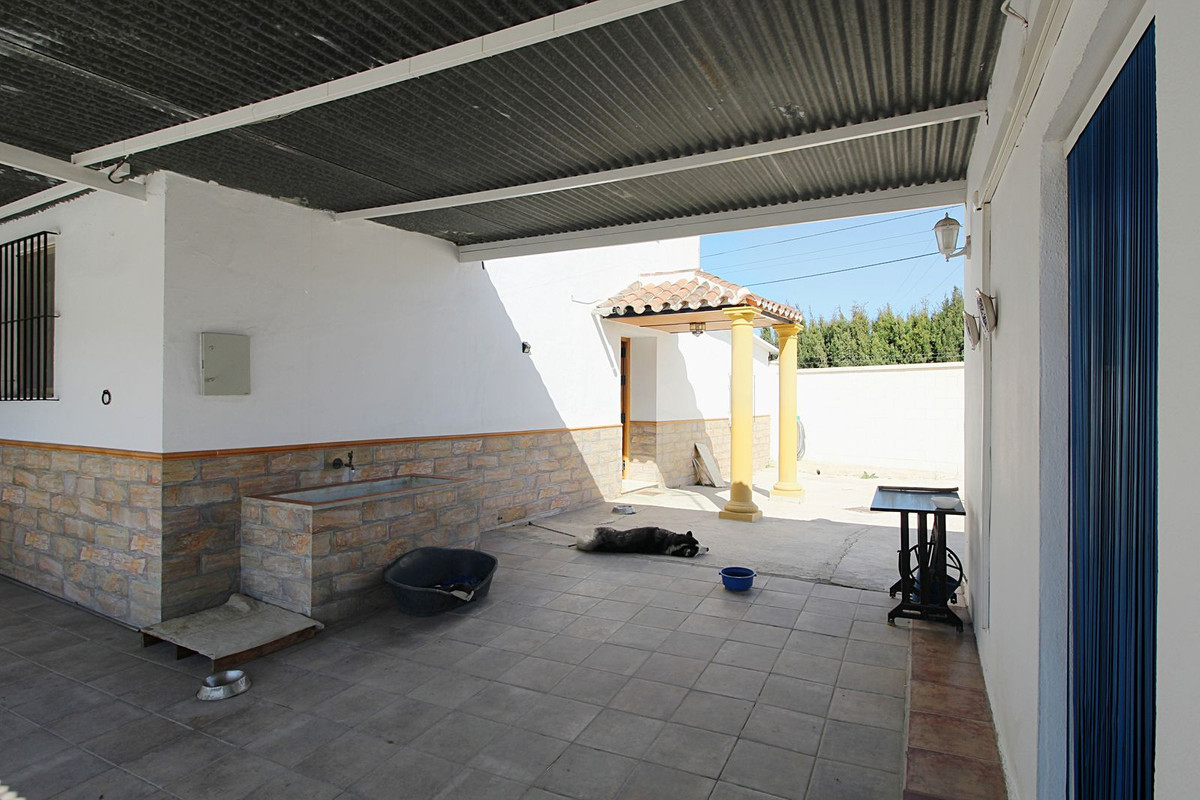 2 Bed Townhouse for sale in Coín Costa Del Sol, Málaga, Spain