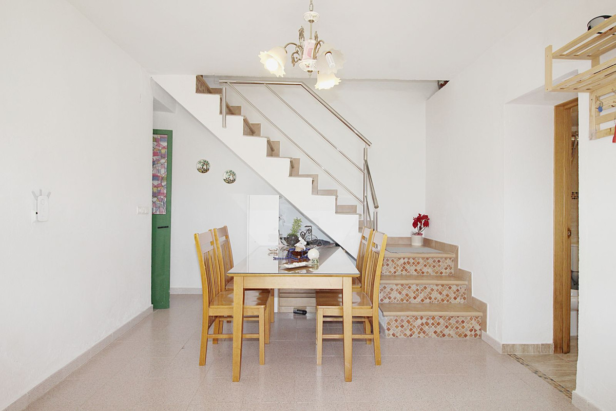 2 Bed Townhouse for sale in Coín Costa Del Sol, Málaga, Spain