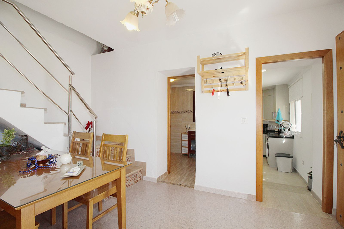 2 Bed Townhouse for sale in Coín Costa Del Sol, Málaga, Spain