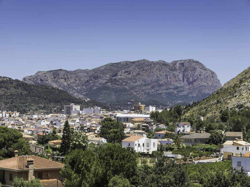Se vende Villa - Chalet de 3 dormitorios en Costa Blanca, Alicante, España