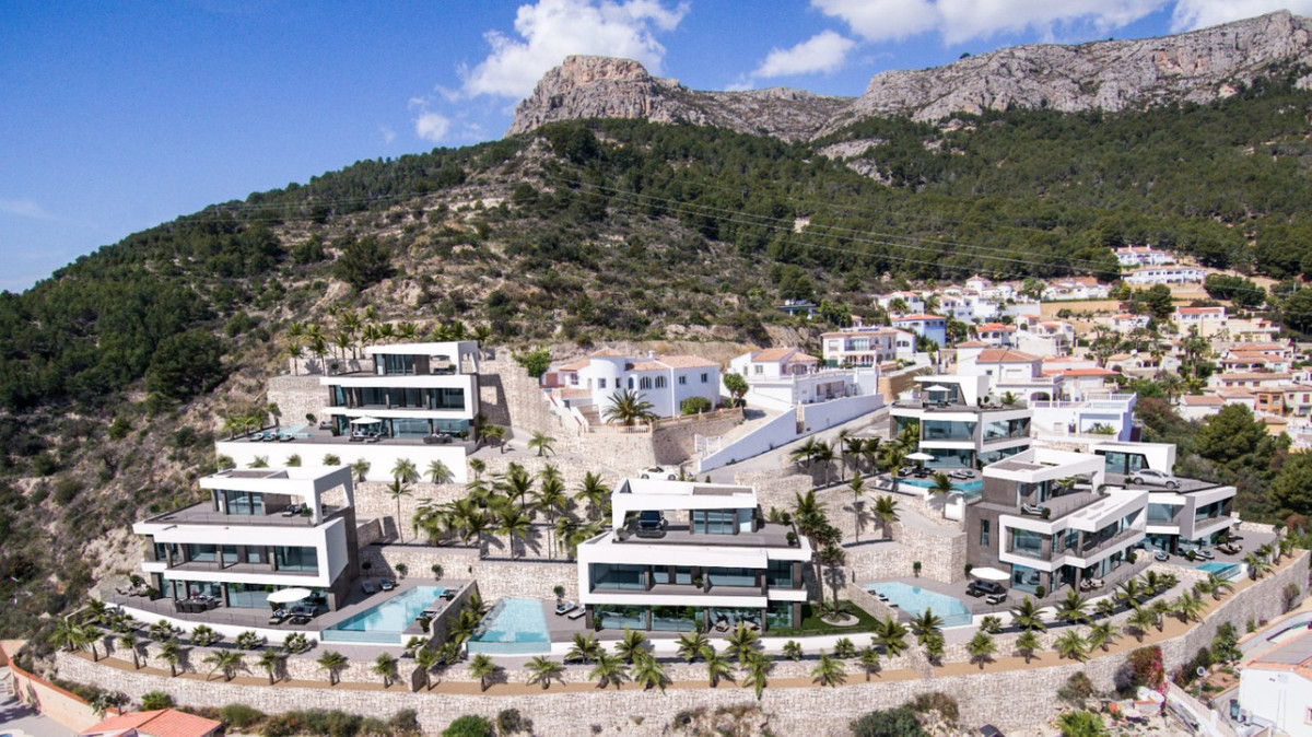 4 Bed Townhouse for sale in Calpe Costa Blanca, Alicante, Spain