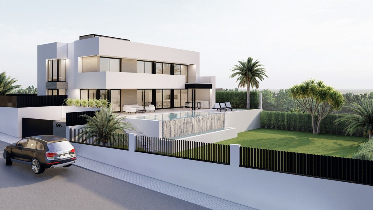 5 Bed Townhouse for sale in Manilva Costa Del Sol, Málaga, Spain