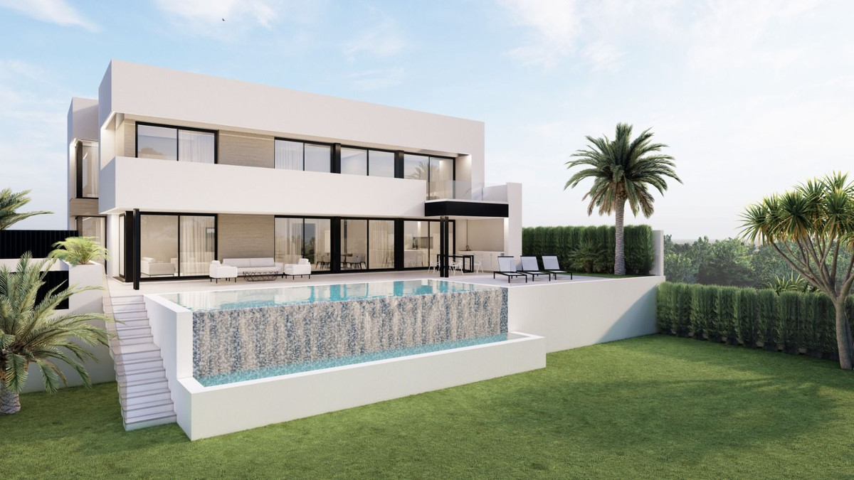 5 Bed Townhouse for sale in Manilva Costa Del Sol, Málaga, Spain