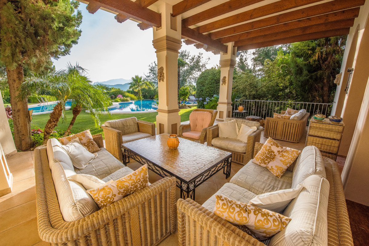 Se vende Villa - Chalet de 8 dormitorios en Costa Del Sol, Málaga, España
